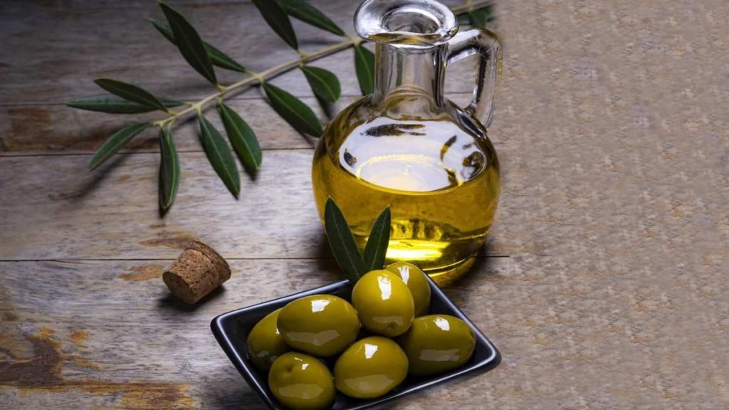 tips to use olive oil for healthy hair