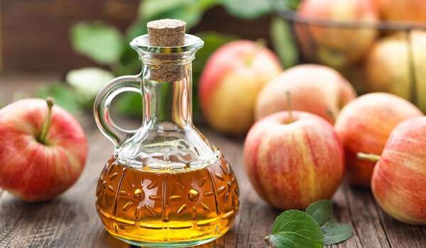 apple cider vinegar for skin and hair 600x350 picmobhome
