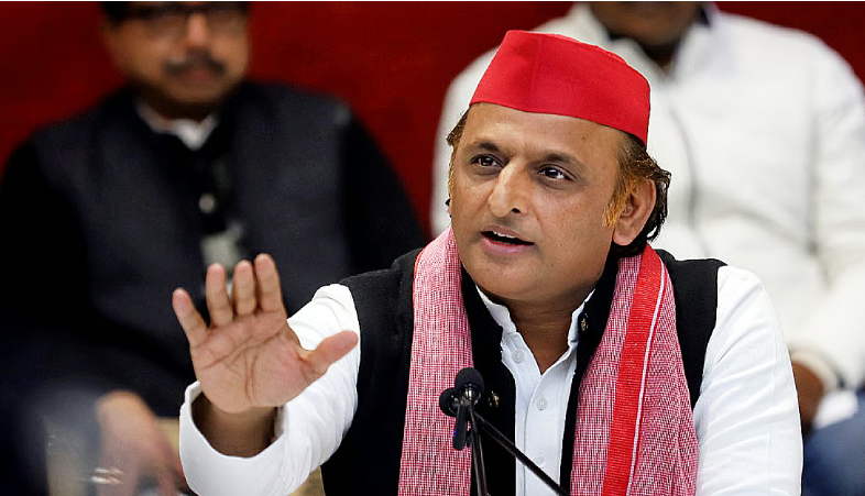 इटावा कांड में अखिलेश का जाति कार्ड फेल, पीड़िता ने ही खोल दी पोल, कथा वाचक ही निकला आरोपी? 3 Screenshot 2025 06 24 233202