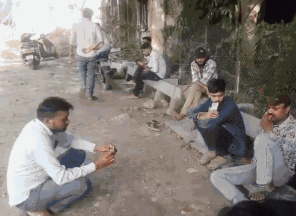 उज्जैन में पारिवारिक विवाद में फर्नीचर बनाने वाले ने लगाई आग; इलाज के दौरान मौत 3 Screenshot 2025 11 03 231010