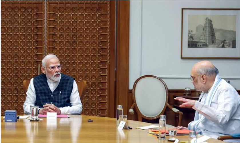 बिहार में 20 नवंबर को हो सकता है शपथ ग्रहण समारोह, पीएम आवास पर मोदी ने शाह और नड्डा के साथ की अहम बैठक. 1 image 86