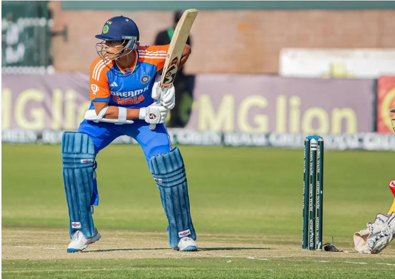 आखरी वनडे में यशस्वी जायसवाल की पहली वनडे सेंचुरी! टीम मैनेजमेंट की टेंशन में बढोत्तरी... 2 image 27