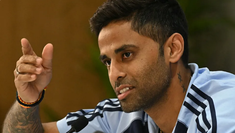 टी 20 वर्ल्ड कप के लिए टीम की घोषणा ! शुभमन गिल का पत्ता साफ तो सूर्या कैसे टीम में, दो विकेटकीपर मगर कौन ओपनर? 2 image 79