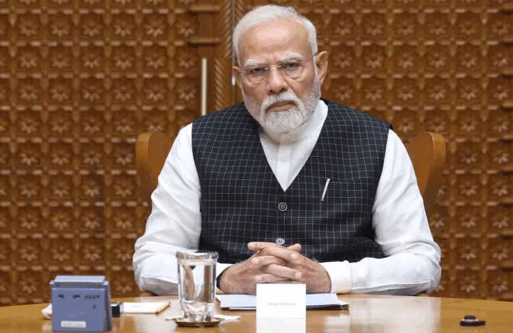 मोदी सरकार की साढ़े चार घंटे लंबी महाबैठक: मंत्रियों को मिला 2047 का विजन, मिडिल ईस्ट संकट और 'ईज ऑफ लिविंग' पर बनी रणनीति 1 PM MODI MEETING 8