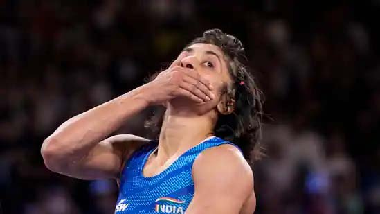 विनेश फोगाट का एशियन गेम्स 2026 का सपना टूटा: ट्रायल के सेमीफाइनल में मीनाक्षी ने 6-4 से हराया 1 vinesh phogat 2